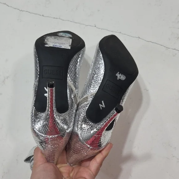 GUESS Silver Ankle Boots, Sz 6 Gentle Used - Picture 8 of 9